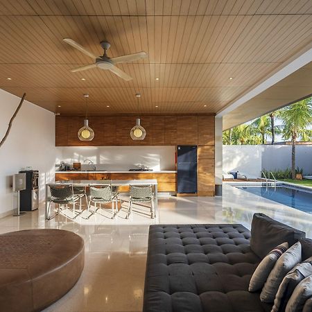 Villa One Eleven Seminyak Exterior foto