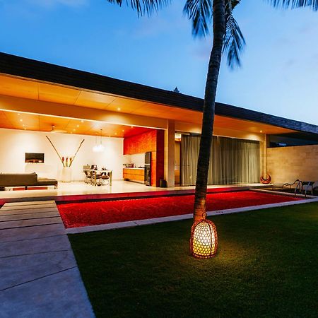 Villa One Eleven Seminyak Exterior foto