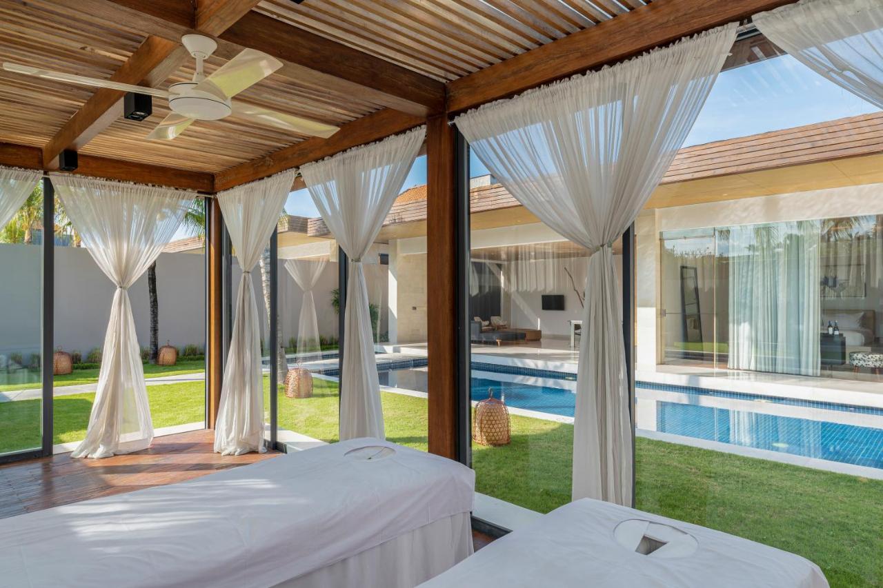 Villa One Eleven Seminyak Exterior foto