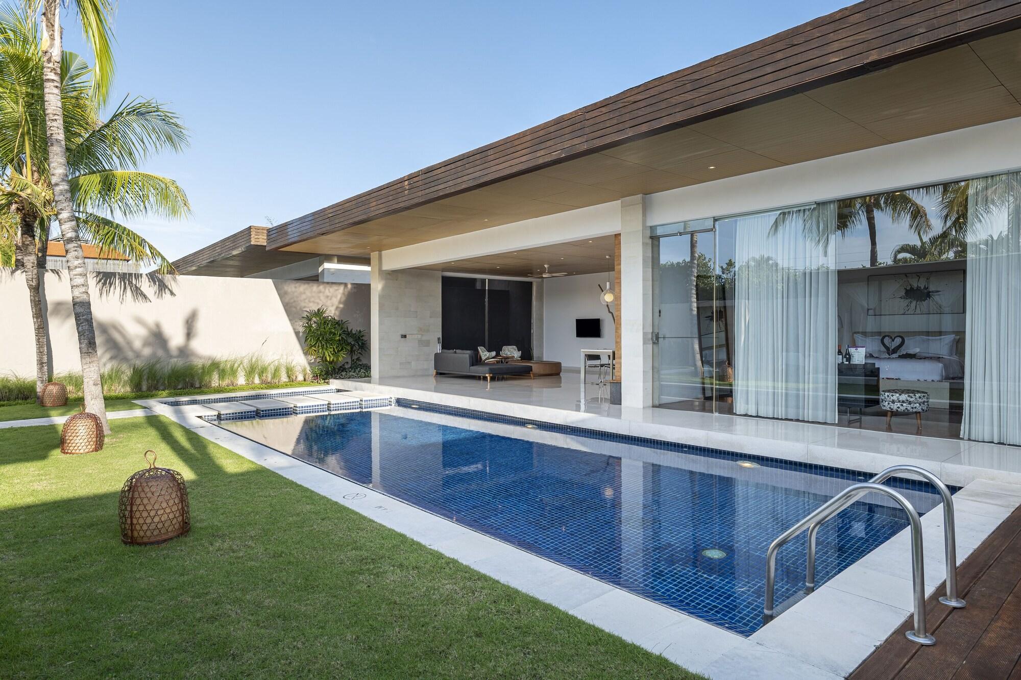 Villa One Eleven Seminyak Exterior foto