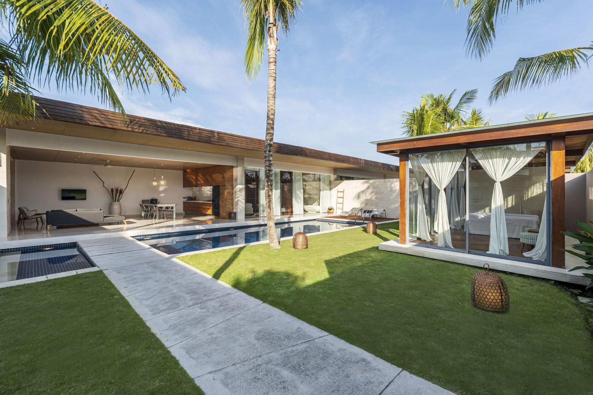 Villa One Eleven Seminyak Exterior foto